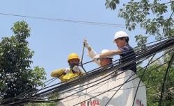 Kabel Semrawut Sepanjang 500 Meter di Jalan Veteran Bintaro Dipotong Bina Marga