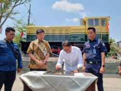 Resmikan Monumen Lokomotif Di Stasiun Solobalapan, Gusti Bhre :  Untuk Hidupkan Kenangan Masa Lalu