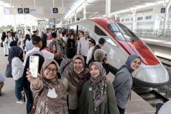 Kereta Cepat Mulai Berbayar 18 Oktober 2023, Segini Tarif Whoosh