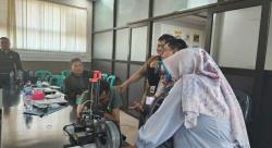 UPM Bekali Guru SMKN 1 Pacet Pembelajaran Kewirausahaan Berbasis Human-Centered Design dan Tekno 3D