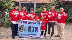 Djasarmen Purba Berangkatkan Atlet Taekwondo Banyumas ke Ajang Internasional dengan Uang Pribadi