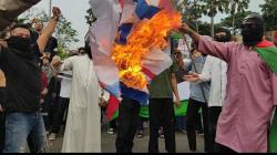 Ratusan Massa Gelar Aksi Bela Palestina di Tugu Kujang Bogor, Bakar Replika Bendera Israel