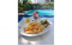 Paket Pool Paradise ala Country Heritage Resort  Bikin Liburan Makin Seru