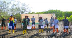 Peduli Lingkungan, Danamon Tanam 5 Ribu Pohon Mangrove