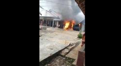 Gegara Puntung Rokok, Rumah dan Kendaraan di Pandeglang Ludes Terbakar