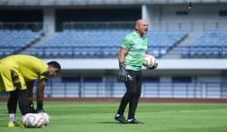 Luizinho Passos Hadapi Dilema Emosional Jelang Pertandingan Persib vs Borneo FC