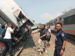 Kecelakaan Kereta Tewaskan 4 Orang di Magetan, Komisi V DPR: Usut Tuntas, Ini Soal Nyawa!