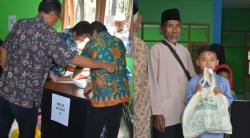 Meriahkan Hari Badak Sedunia, TNUK Gelar Sunatan Massal dan Pengobatan Gratis