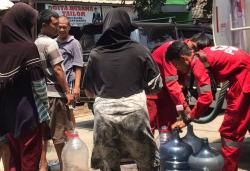 PMI Depok Distribusikan 171 Ribu Liter Air Bersih untuk 19.218 Warga Terdampak Kekeringan