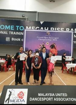 Dua Atlet IODI Kabupaten Bogor Ikuti Crystal Open Dancesport Championships 2023 di Malaysia