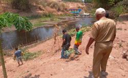 Limbah Ciu di Sukoharjo Diduga Cemari Sungai, Warga Keluhkan Pusing dan Sesak Nafas