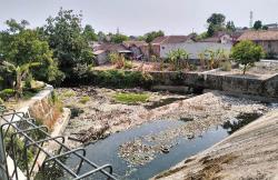 Parah! Sungai Code di Kota Yogyakarta Dipenuhi Sampah