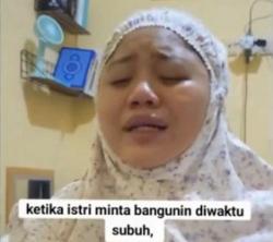 Viral, Sang Istri Ngambek Tidak Dibangunkan Sholat Subuh, Suaminya Jadi Serba-Salah