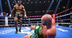 Baru Sekali Bertinju Francis Ngannou Kejutkan Dunia, Sempat Jatuhkan Tyson Fury di Ronde 3