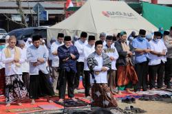 Shalat Istisqa Digelar Pemkot Tangerang Sekitar TPA Rawa Kucing