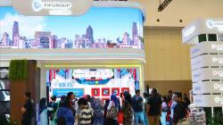 Desain Booth FIFGROUP yang  Bervisual Hijau dan Ramah Lingkungan