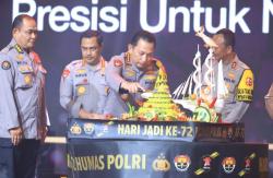 Hari Jadi Ke-72 Humas Polri, Kapolri Beri Dua Hadiah Untuk Humas Polri