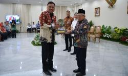 Kembali Anugerahkan Paritrana Award, Wapres Dorong Universal Coverage Jamsostek