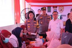 Giat Tema Polri Mengabdi Untuk Negeri, Polres Dumai Gelar Bakti Sosial, Kesehatan dan Tanam Pohon