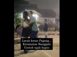 Lurah Rangkul Biduan Seksi, Joget-Joget Berbuntut Panjang