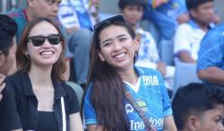 Atlet Voli Cantik Yolla Yuliana Kecanduan Nonton Persib di Stadion: Ternyata Seru Juga