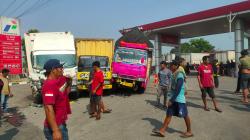 Enam Truk Barang di Cirebon Terlibat Kecelakaan Beruntun