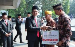 Momentum Hari Pahlawan, Pemprov Jateng Ajak Semua Pihak Kolaborasi Entaskan Kemiskinan dan Kebodohan