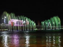 Air Mancur Bergoyang di Jembatan Cinta Menjadi Suguhan Baru Untuk Pengunjung Pulau Tidung