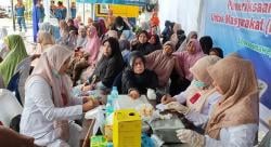 Warga Muara Satu, Kota Lhokseumawe Mendapat Bantuan Kesehatan Gratis Dan Sembako Gratis Dari PLN NP