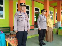 Polsek Pringsewu Kota Berikan Himbauan Kamtibmas Kepada Siswa SD IT Cahaya Madani Fajaresuk