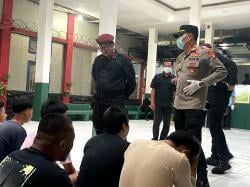 Warga Binaan Rutan Kelas IIB Garut Dirazia Mendadak, Sejumlah Barang Terlarang Ditemukan