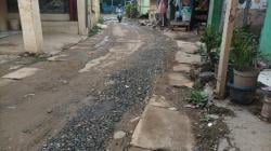 Galian Pipa PDAM Mangkrak, Warga Rangkasbitung Mengeluh