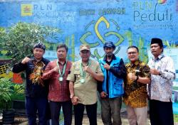 Pj Bupati dan Senior Manager Unit PLN IP Saguling POMU Launching Knowledge Centre Bank Sampah