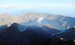 Menyibak Mistis Danau Segara Anak Gunung Rinjani Tempat Tinggal Para Jin