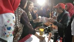 Kunjungi KBB, Siti Atikoh Apresiasi Produk UMKM yang Beragam dan Inovatif