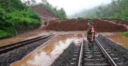 Jalur KA Tertutup Longsor di Purwokerto, Ini Daftar Perjalanan Kereta Api yang Terdampak