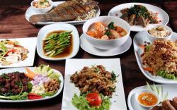 Tips Memilih Menu Makan Siang yang Baik dan Sehat