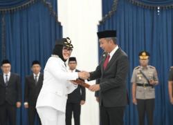 Eti Herawati Resmi Jabat Walikota Cirebon Masa Jabatan 2018-2023