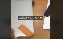 Laptop Diplaster Anak Agar Ayah Berhenti Bekerja, Netizen: Umur Segitu Lagi Nempel Banget ke Bapak