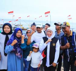 Nelayan Harap Khofifah-Emil Lanjut Pimpin Jatim di Periode Kedua