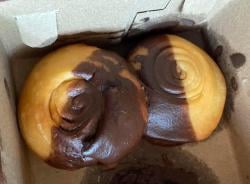 Pesan Kue Cromboloni yang Lagi Viral, yang Datang Justru Kue ‘Untuk untuk’
