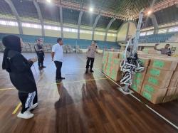 Kapolres Maluku Tengah Cek Gudang Logistik Pemilu di Gedung GOR Masohi