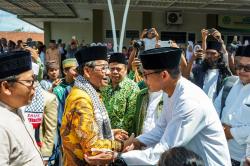 Cawapres PPP Mahfud MD Kunjungi Ponpes Miftahul Huda di Tasikmalaya, Disambut Kiai dan Ribuan Santri