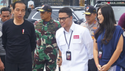 Netizen Keheranan Lihat Restoran Padang Arief Muhammad Diresmikan Jokowi: Goksss!