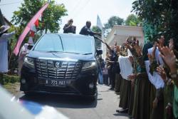 Kepulangan Ruhimat ke Kampung Halaman di Serangpanjang Subang Dilepas Ribuan Warga