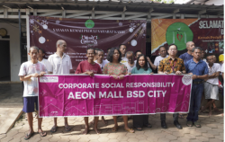 Sambut Natal dan Tahun Baru AEON Mall BSD City Berbagi Kebahagiaan dengan Panti Werdha dan ODGJ