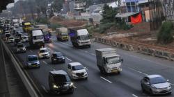 Libur Nataru, Sejumlah Titik di Tol Jakarta-Cikampek Pagi Ini Dipadati Kendaraan 