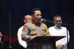 Kunjungi Katedral, Kapolri Tekankan Kesatuan dan Persatuan Jelang Pemilu 2024