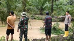 Tidak Bisa Berenang Bocah Delapan Tahun Ditemukan Meninggal  Dunia Tenggelam di Alur Kebun Sawit.