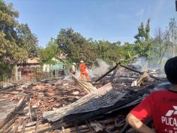 Rumah Warga di Sragen Hangus Terbakar, Diduga Berasal dari Meteran Listrik Meledak